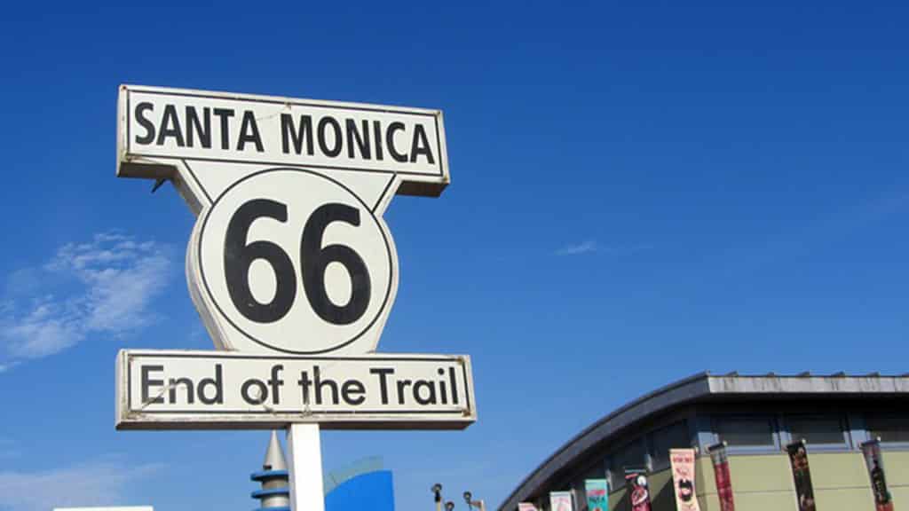 Der Endpunkt der Route 66 in Santa Monica, Kalifornien