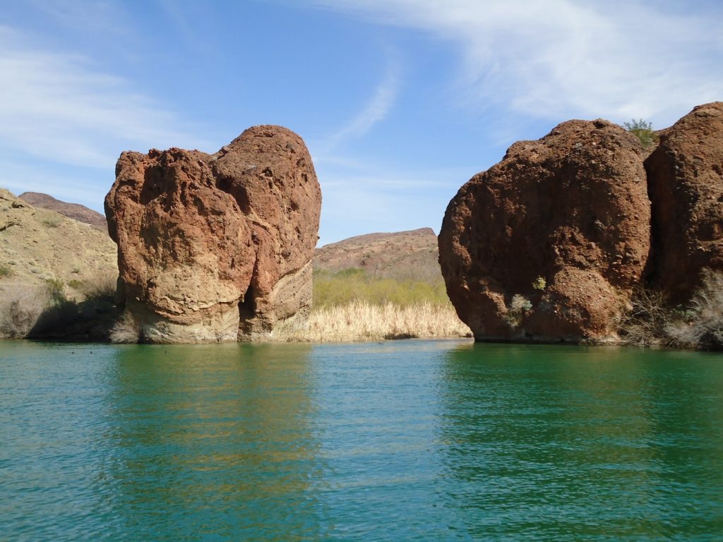 Felsformation am Lake Havasu in Arizona.